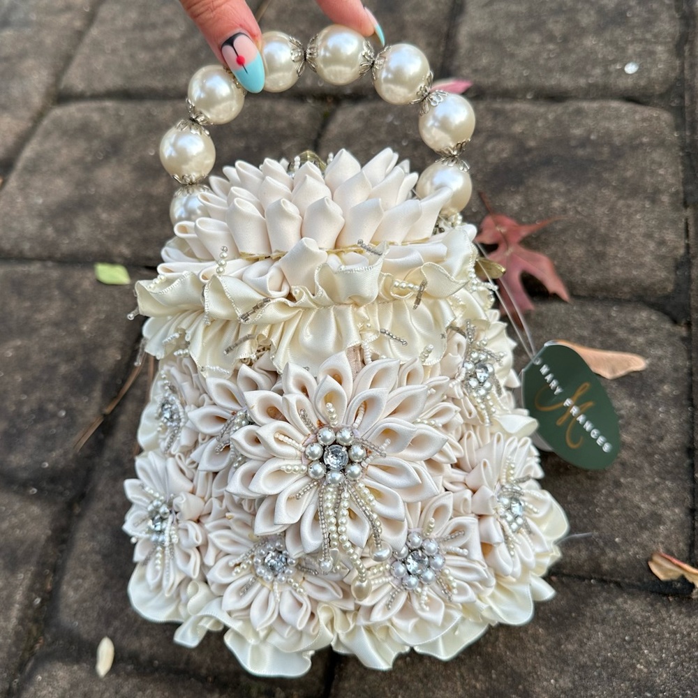 Mary Frances Ivory Satin Floral Pearl-Handle Evening Bag - Picture 3 of 8